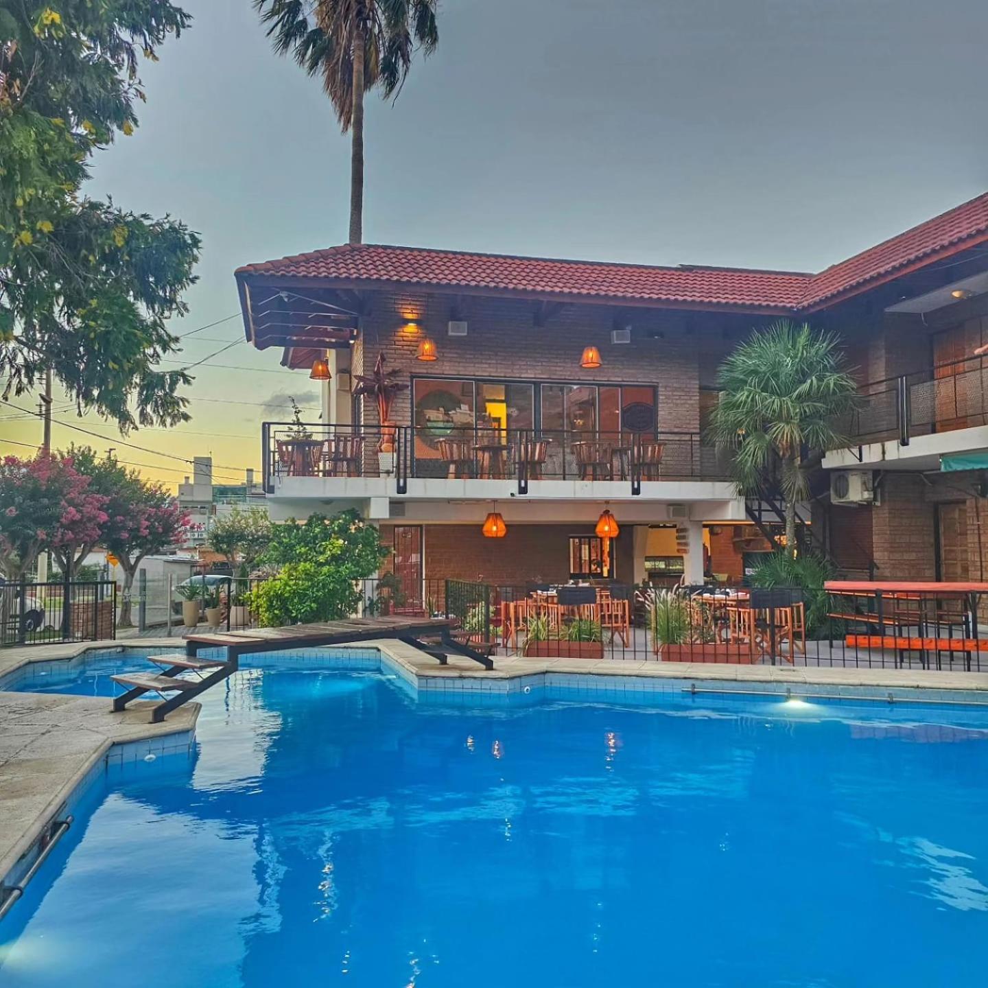 ויז'ה קרלוס פאס Hotel Carlos Paz מראה חיצוני תמונה