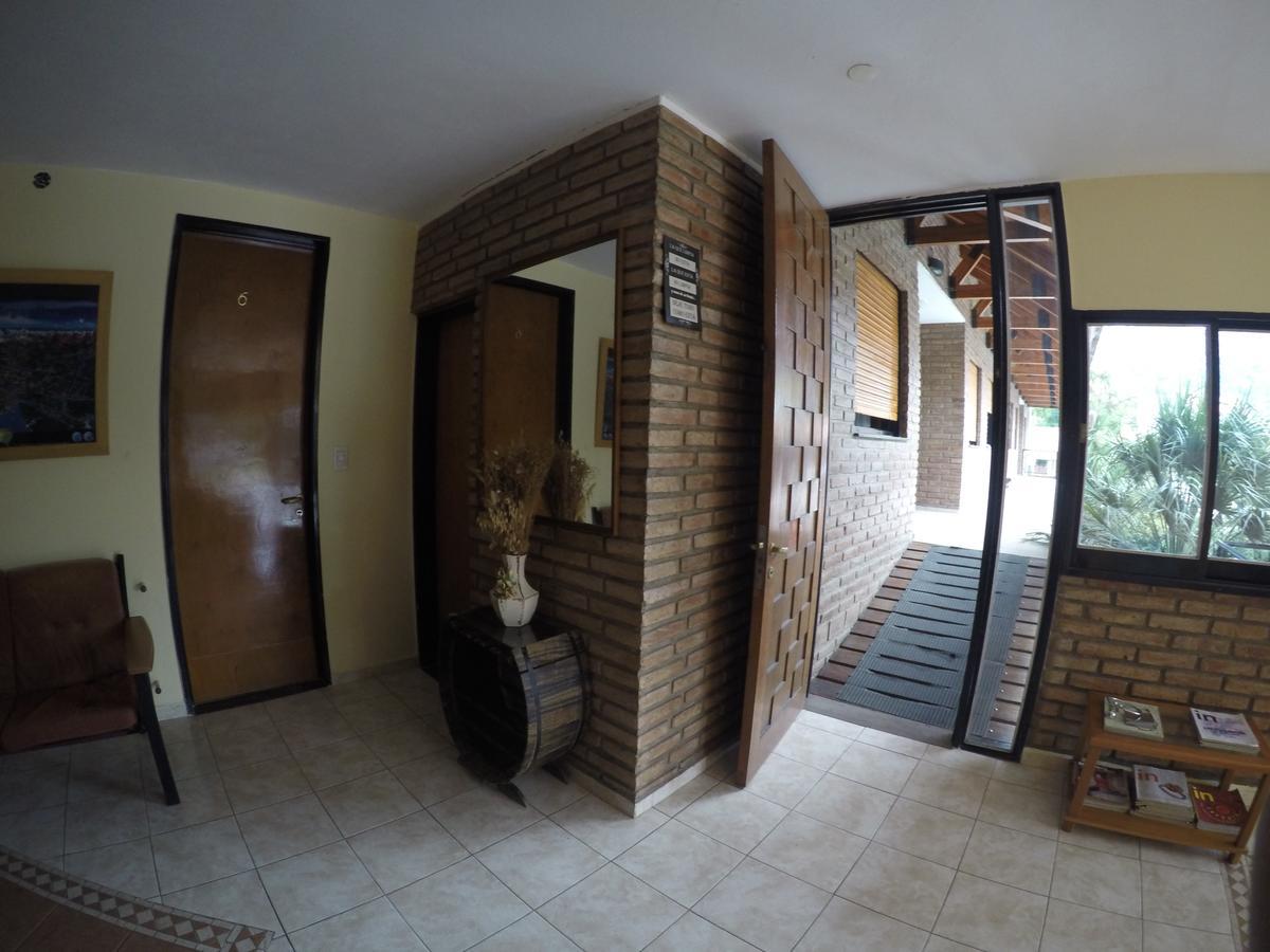 ויז'ה קרלוס פאס Hotel Carlos Paz מראה חיצוני תמונה