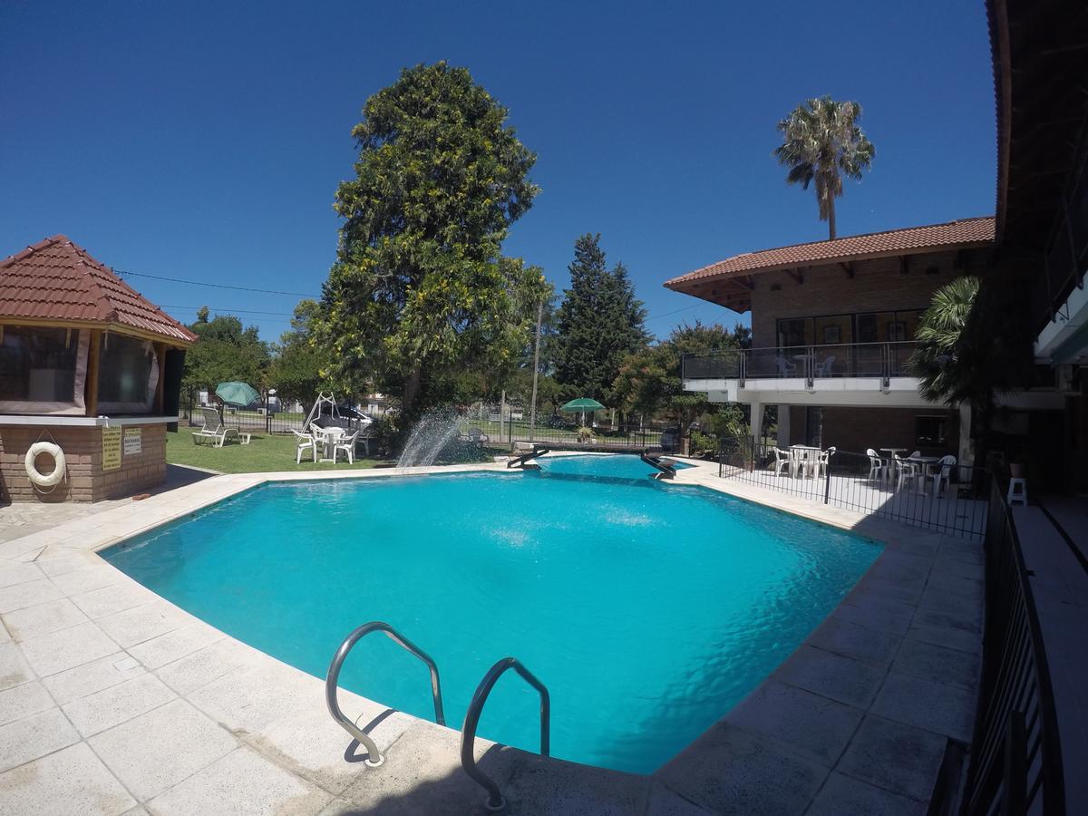 ויז'ה קרלוס פאס Hotel Carlos Paz מראה חיצוני תמונה