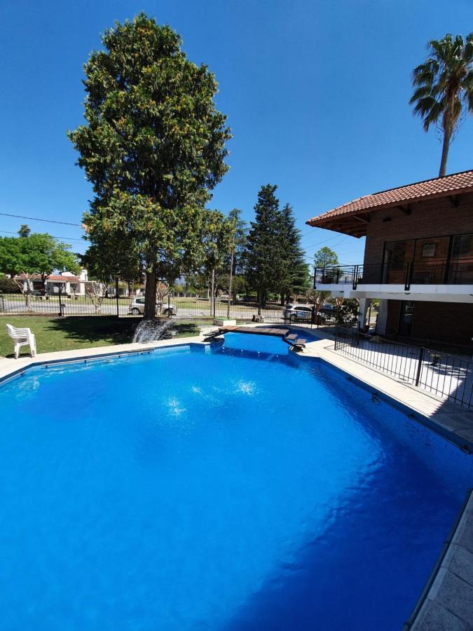 ויז'ה קרלוס פאס Hotel Carlos Paz מראה חיצוני תמונה