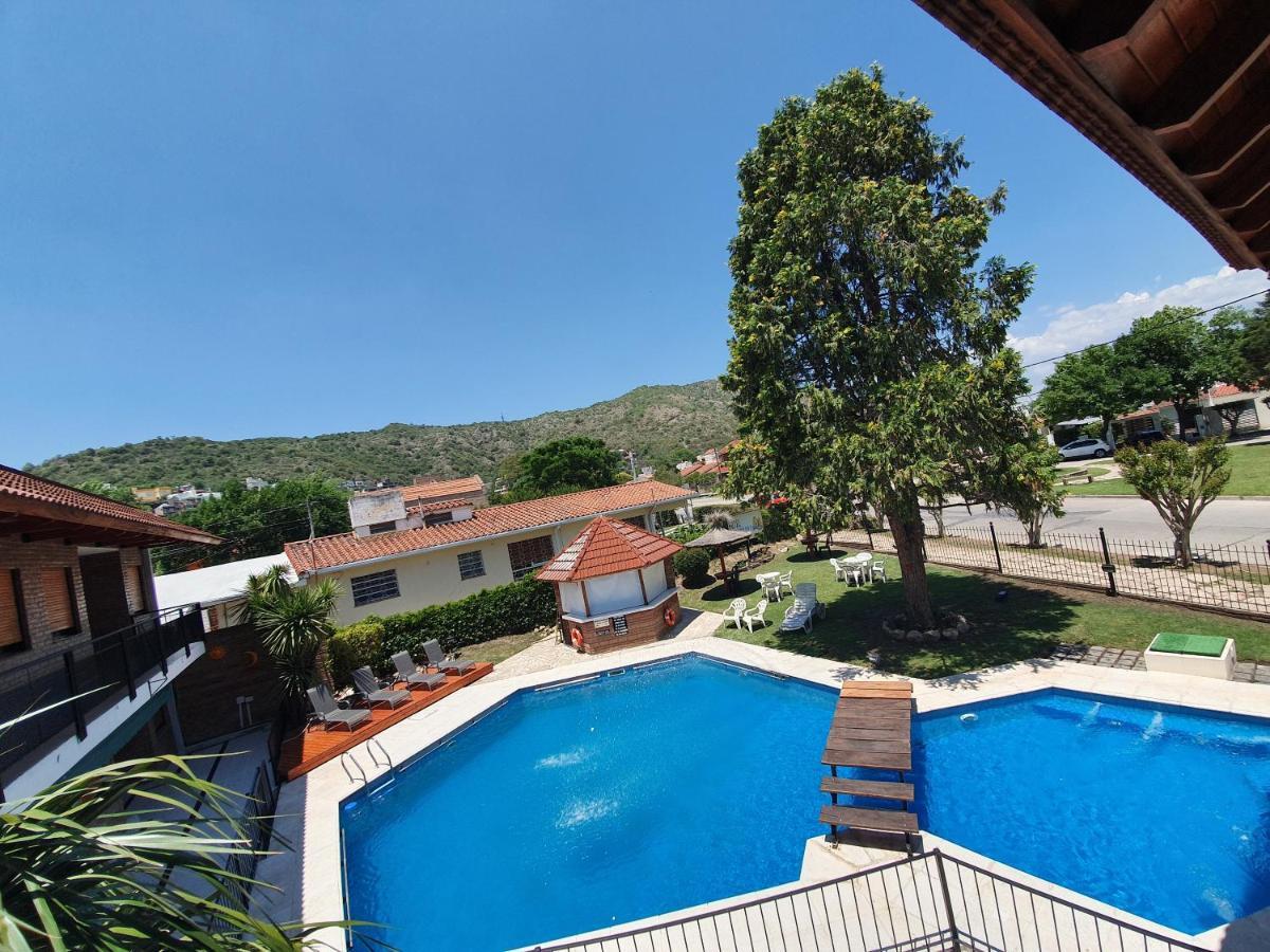 ויז'ה קרלוס פאס Hotel Carlos Paz מראה חיצוני תמונה