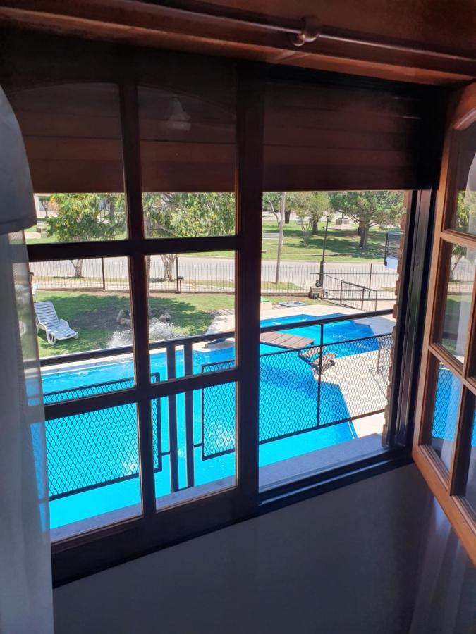 ויז'ה קרלוס פאס Hotel Carlos Paz מראה חיצוני תמונה